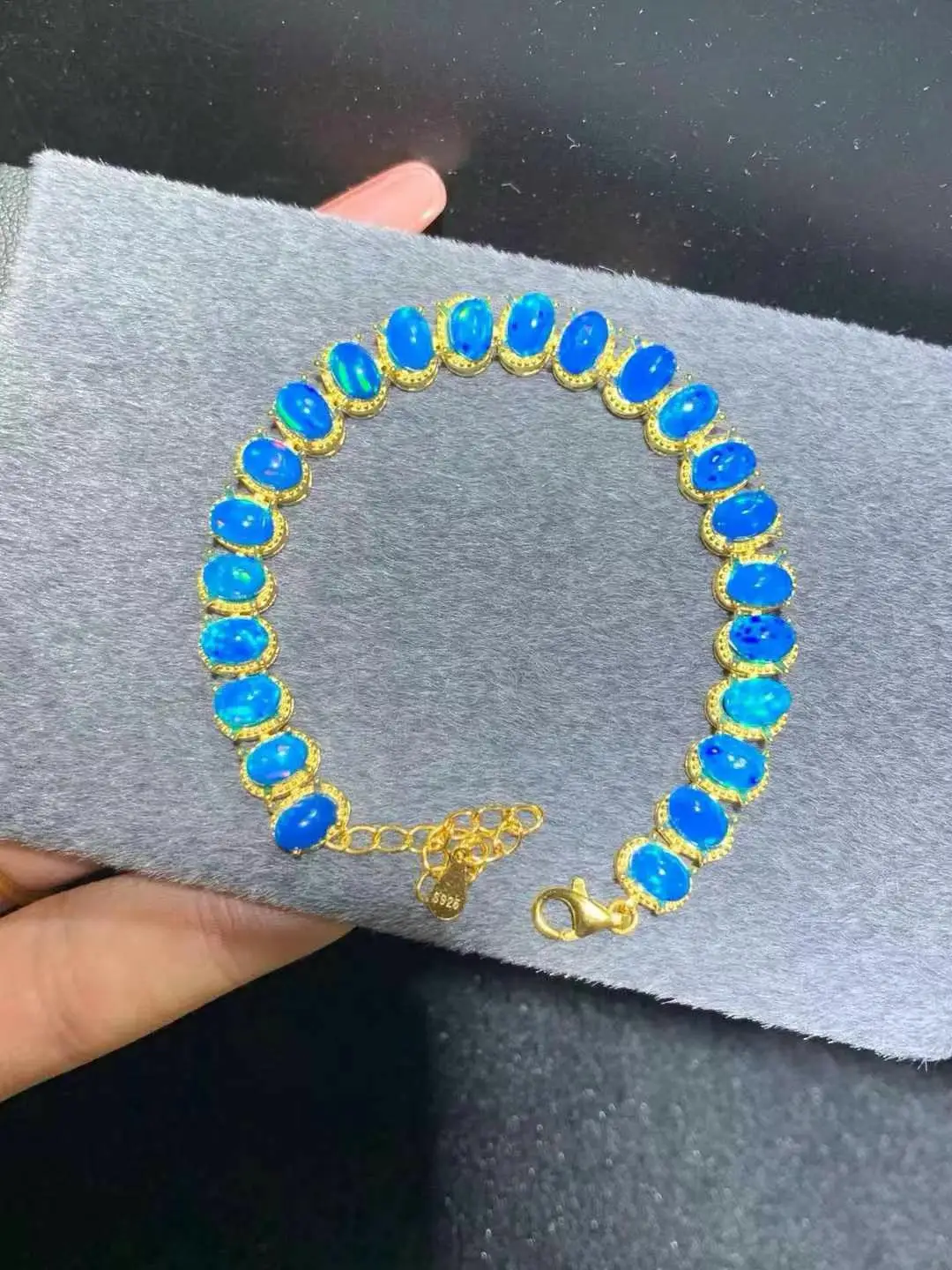 Fashion Classic 100% Natural and Real Opal Bracelet 925 Sterling Silver Opal Bracelet
Fashion Classic 100% Natural and Real Opal Bracelet 925 Sterling Silver Opal Bracelet