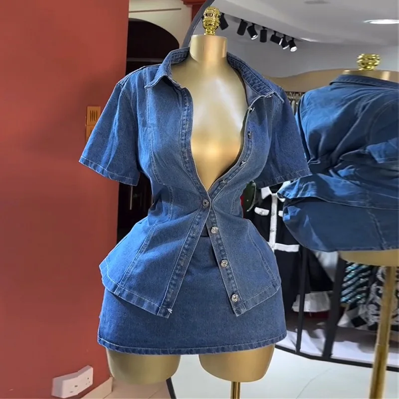 Sweet and fresh lapel short-sleeved washed denim shirt high-waisted skirt two-piece set fashionable simple and versatile tempera
Sweet and fresh lapel short-sleeved washed denim shirt high-waisted skirt two-piece set fashionable simple and versatile tempera