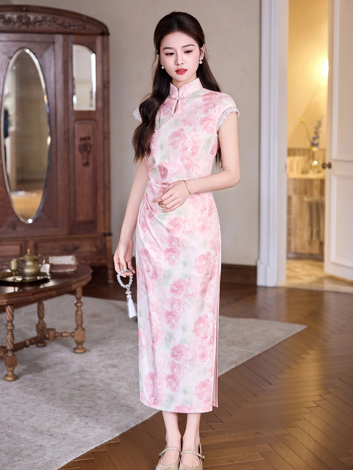 Pink Slimming Dress New Chinese Style Young Women's Fashionable Waist-Cinching Long Qipao Gown Silk Material Breath...
Pink Slimming Dress New Chinese Style Young Women's Fashionable Waist-Cinching Long Qipao Gown Silk Material Breath...