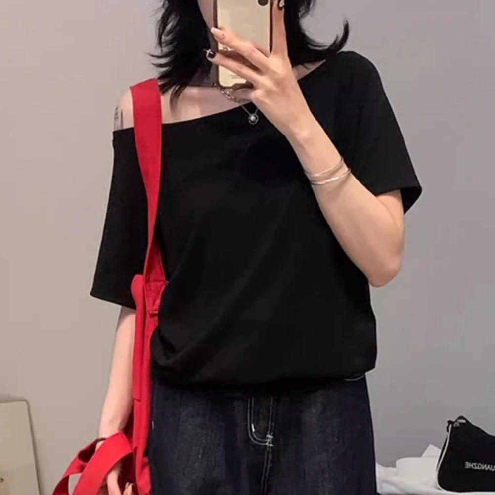 Casual Everyday Wear Loose Short-sleeved Top Casual Summer Shirt Basic Slouchy Women's Top All Seasons Wear Brand New Condition
Casual Everyday Wear Loose Short-sleeved Top Casual Summer Shirt Basic Slouchy Women's Top All Seasons Wear Brand New Condition