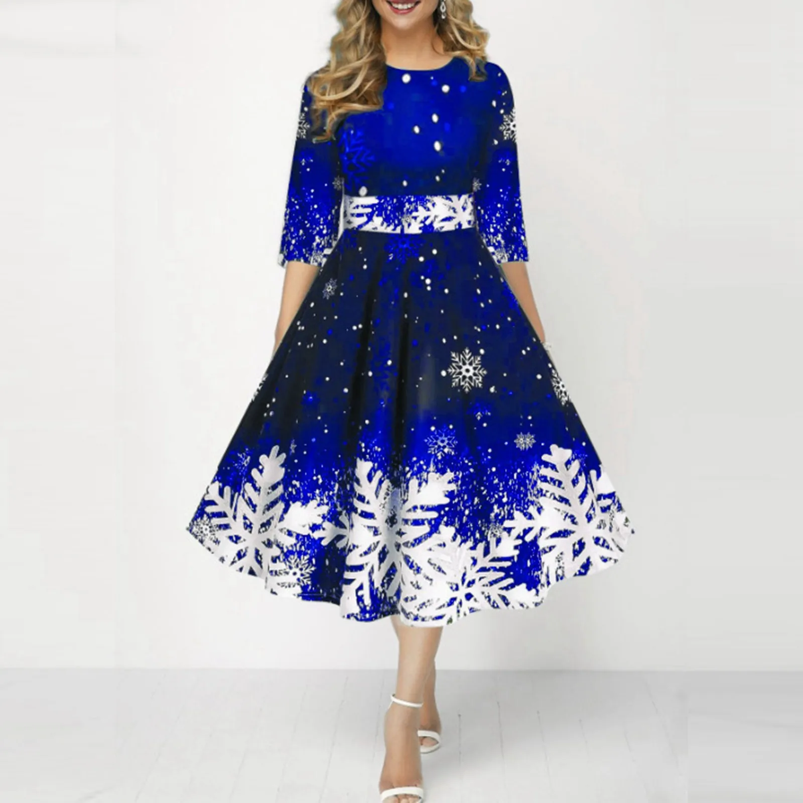 Christmas Dress Retro Christmas Snowflake Printing Mid Length Round Neck Half Sleeve Dress Fashionable Casual Ladies Dresses
Christmas Dress Retro Christmas Snowflake Printing Mid Length Round Neck Half Sleeve Dress Fashionable Casual Ladies Dresses