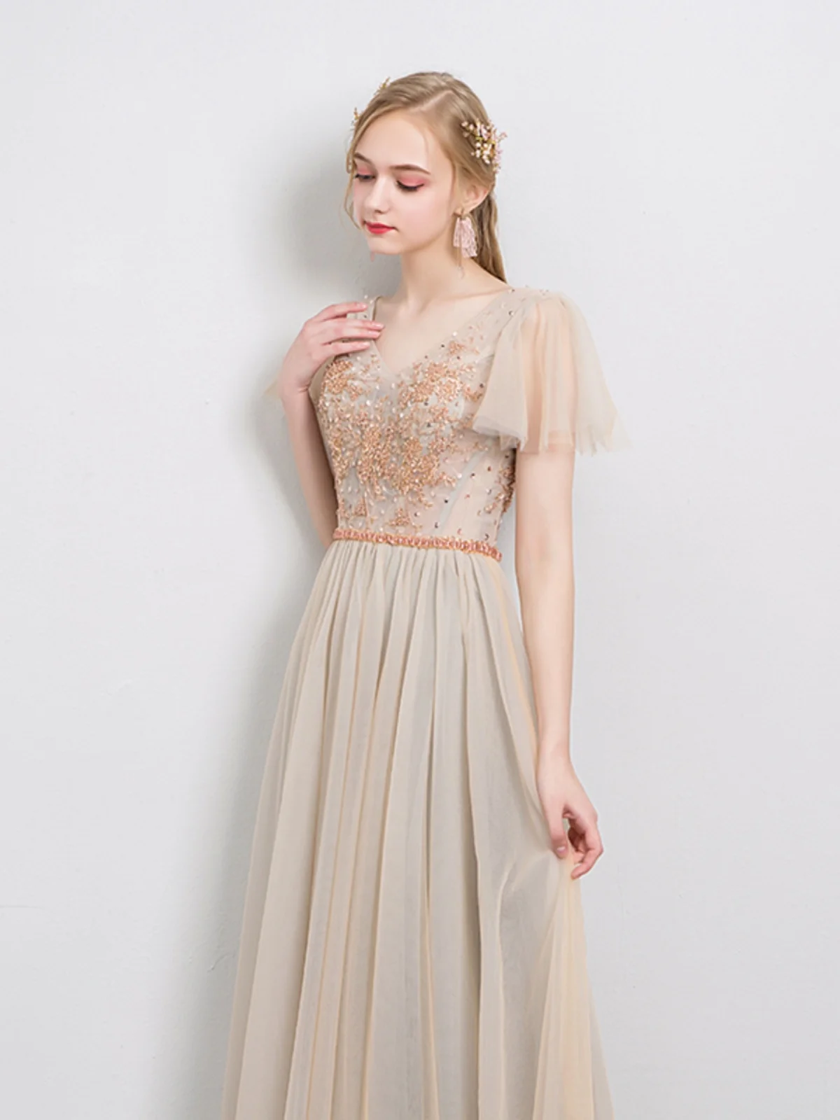 Maidsmaid Elegant Long Dress Sleeve Covering Wine Toasting Evening Dinner Hostess Slimming Champagne Color Sweet Style Short ...
Maidsmaid Elegant Long Dress Sleeve Covering Wine Toasting Evening Dinner Hostess Slimming Champagne Color Sweet Style Short ...