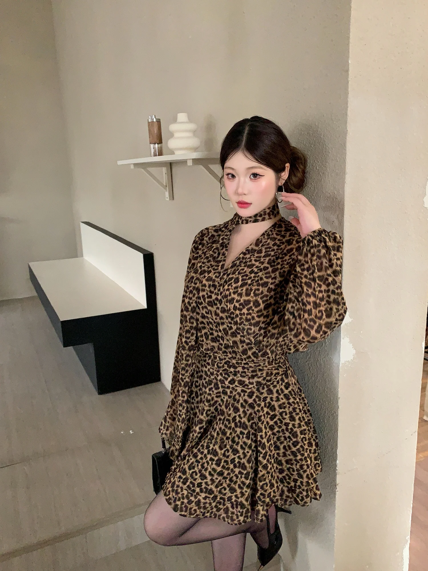 Сексуальная миди размера плюс с цветочным принтом V-Ne Dr Chic Ci, рабочая одежда для поездок на работу, повседневная одежда для свидания и ночи, фигуристка из полиэстера Dr
Сексуальная миди размера плюс с цветочным принтом V-Ne Dr Chic Ci, рабочая одежда для поездок на работу, повседневная одежда для свидания и ночи, фигуристка из полиэстера Dr