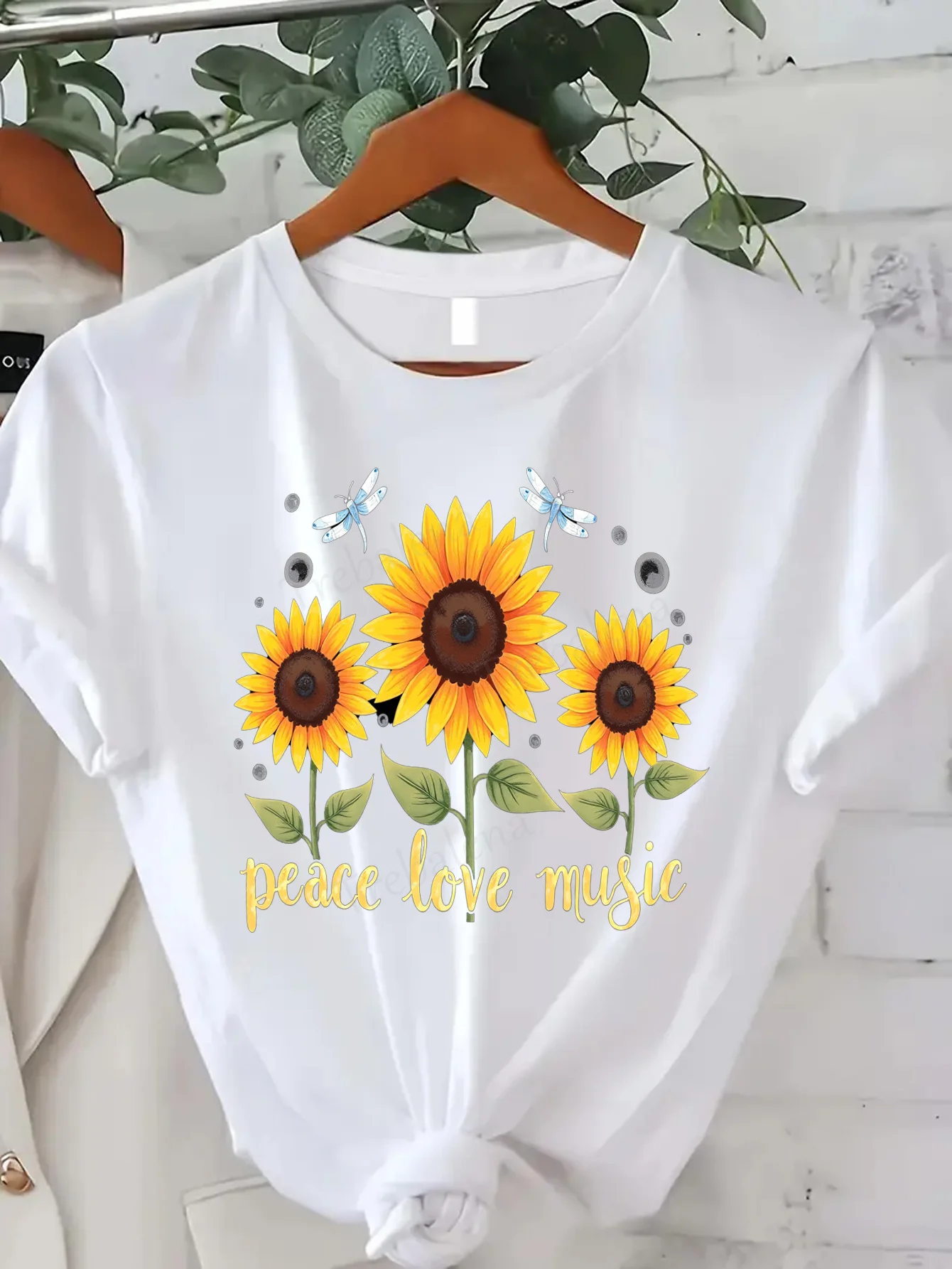Comfortable Women's Print T-shirt Peace Love Music Sunflower T-Shirt with Dragonflies for Women
Comfortable Women's Print T-shirt Peace Love Music Sunflower T-Shirt with Dragonflies for Women