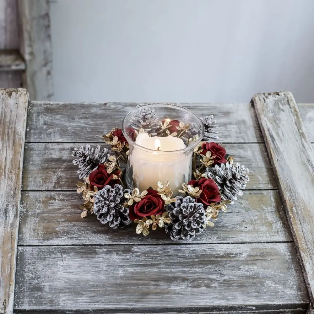 2pcs Artificial Flower Christmas Candle Holder Exquisite Romantic Aromatherapy Candlestick Creative Fake Wreath Ring Gift
2pcs Artificial Flower Christmas Candle Holder Exquisite Romantic Aromatherapy Candlestick Creative Fake Wreath Ring Gift