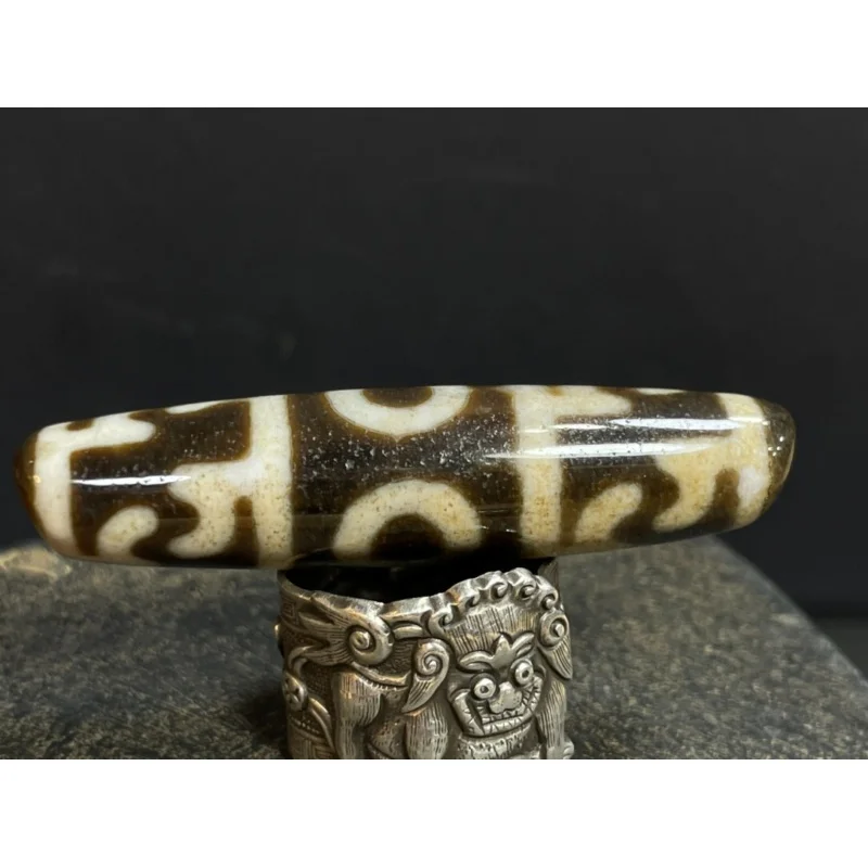 Tibetan Nepalese Himalayan Ancient agate Old Dzi Talisman 3 Eye Beads Amulet
Tibetan Nepalese Himalayan Ancient agate Old Dzi Talisman 3 Eye Beads Amulet
