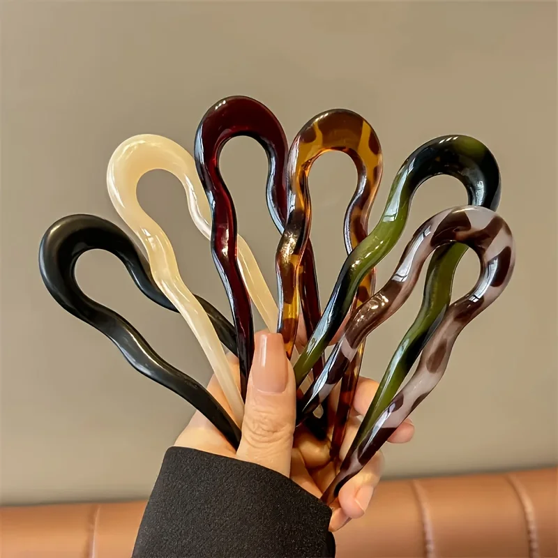 6Pcs Elegant Solid Color U Shape Acrylic Hair Clips Retro Oval Barrettes Vintage Women Hair Accessories Perfect for Hanfu Cheongsam Styling Daily Hairstyle Decor Nice Present for Valentine’s Day Mother’s Day Holiday All Season Gifting
6Pcs Elegant Solid Color U Shape Acrylic Hair Clips Retro Oval Barrettes Vintage Women Hair Accessories Perfect for Hanfu Cheongsam Styling Daily Hairstyle Decor Nice Present for Valentine’s Day Mother’s Day Holiday All Season Gifting