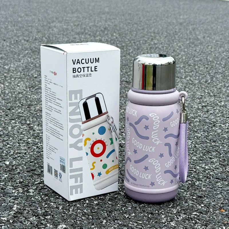 1pc Minimalist Letter-Printed Insulated Water Bottle, 650ML Large-Capacity Insulated Bottle, with Independent Tea Compartment
1pc Minimalist Letter-Printed Insulated Water Bottle, 650ML Large-Capacity Insulated Bottle, with Independent Tea Compartment