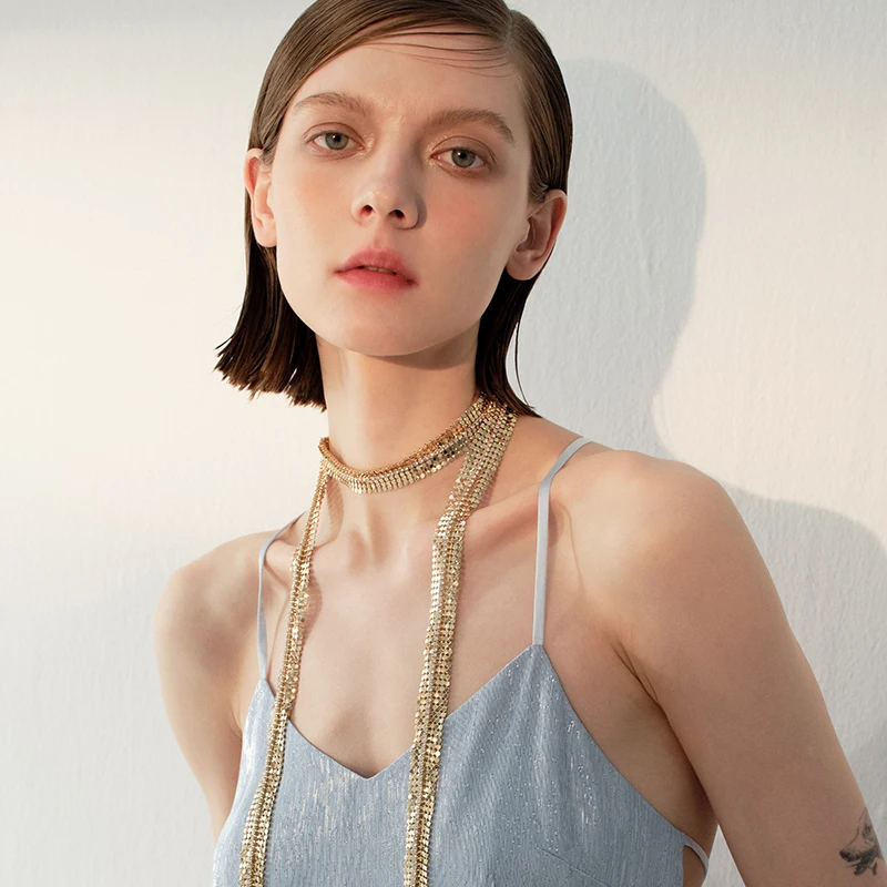 Long Exaggerated Tassel Stacked Neck Chain 2024 New Girls' Personality Light Luxury Niche Design Clavicle Chain
Long Exaggerated Tassel Stacked Neck Chain 2024 New Girls' Personality Light Luxury Niche Design Clavicle Chain