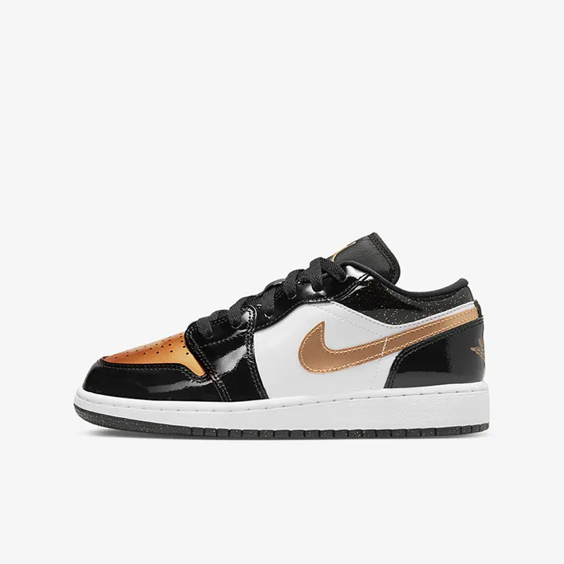 Nike Authentic Air Jordan 1 GS Women's Grade School Sneakers DR6970-071
Nike Authentic Air Jordan 1 GS Women's Grade School Sneakers DR6970-071