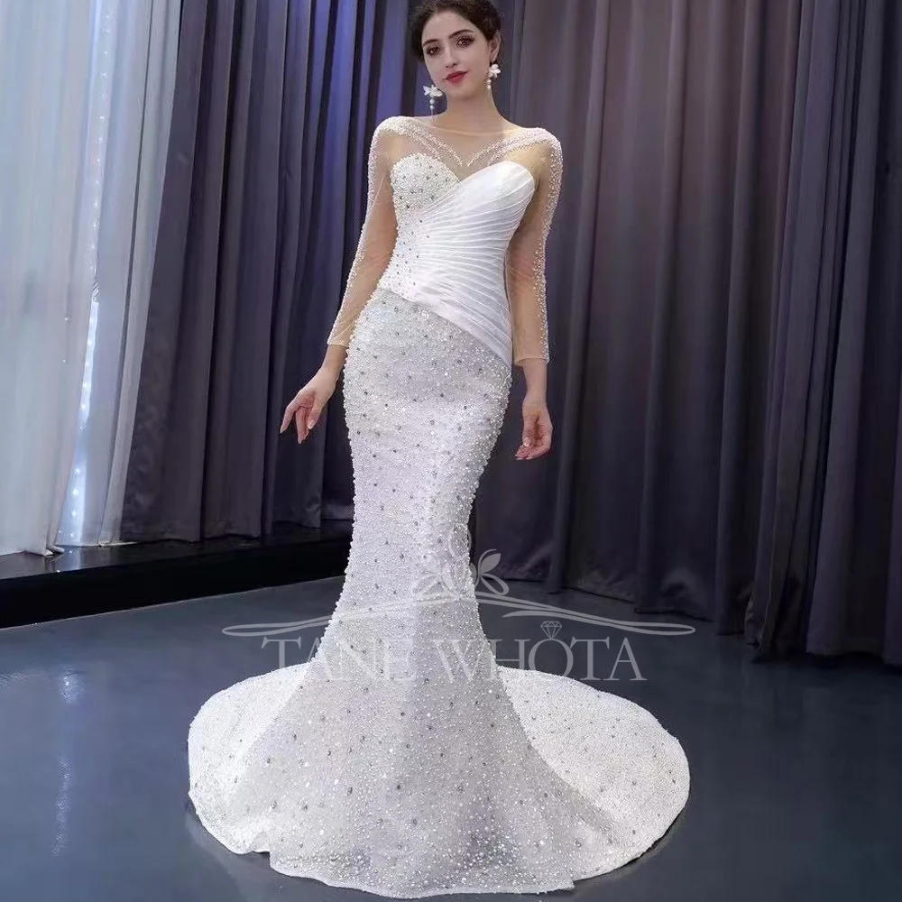 Luxury O-Neck Long Sleeve Wedding Dress Beaded Button Detail Lace-Up Back Sheath Style Bridal Gown Customizable Fit Sexy
Luxury O-Neck Long Sleeve Wedding Dress Beaded Button Detail Lace-Up Back Sheath Style Bridal Gown Customizable Fit Sexy