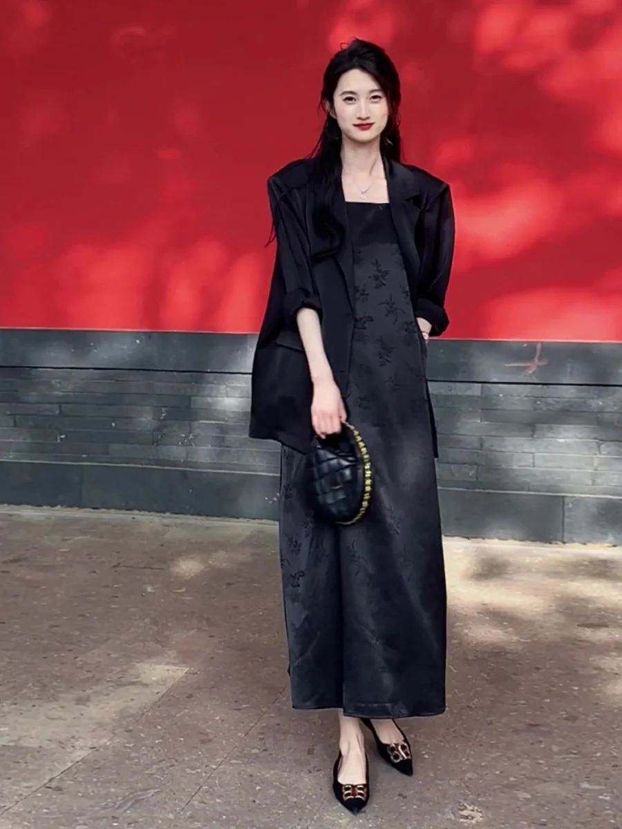 Elegant Black Strapless Dress Casual Sun Protection Suit Women's Summer New Fashion Two-piece Set Polyester Fabric
Elegant Black Strapless Dress Casual Sun Protection Suit Women's Summer New Fashion Two-piece Set Polyester Fabric
