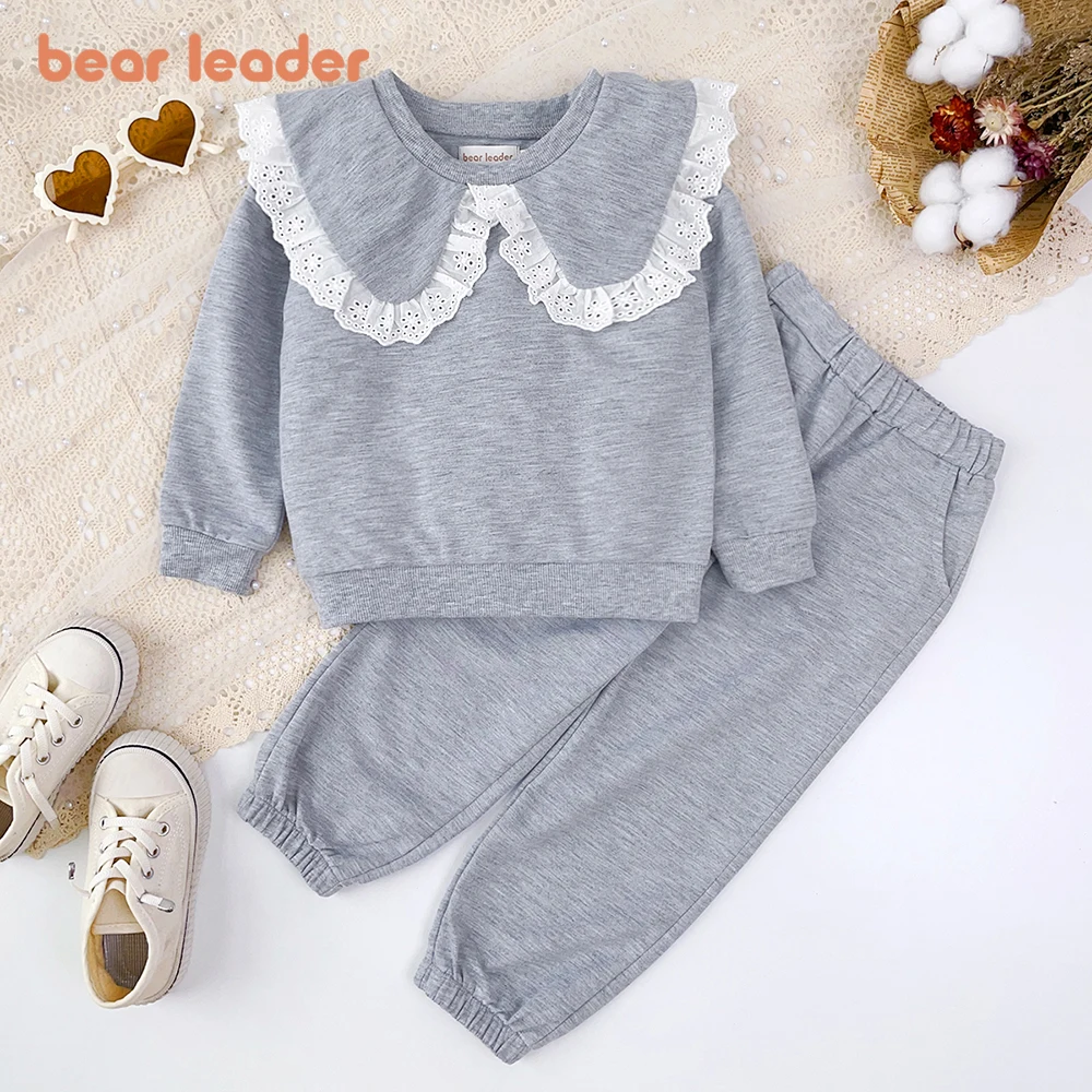 Bear Leader 3-7 лет, корейская серая одежда для маленьких детей, кружевная одежда для дома, пуловер, спортивный костюм, комплекты из 2 предметов, повседневный свитшот, наряды
Bear Leader 3-7 лет, корейская серая одежда для маленьких детей, кружевная одежда для дома, пуловер, спортивный костюм, комплекты из 2 предметов, повседневный свитшот, наряды