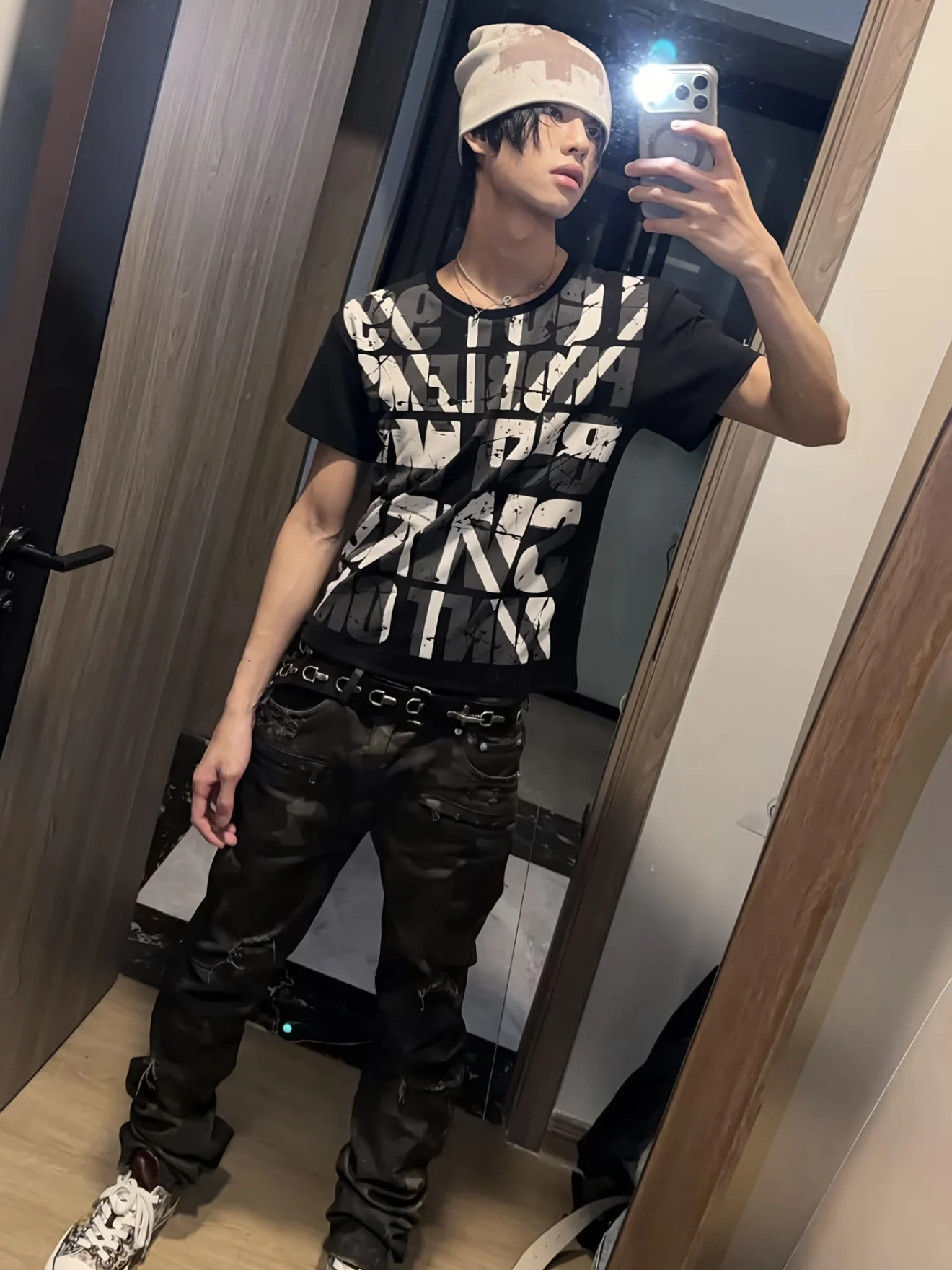 American Street Style Short Sleeve Shirt for Men Summer Versatile Lightweight Design Shoulder Fit Black And Grey Flag Motto
American Street Style Short Sleeve Shirt for Men Summer Versatile Lightweight Design Shoulder Fit Black And Grey Flag Motto