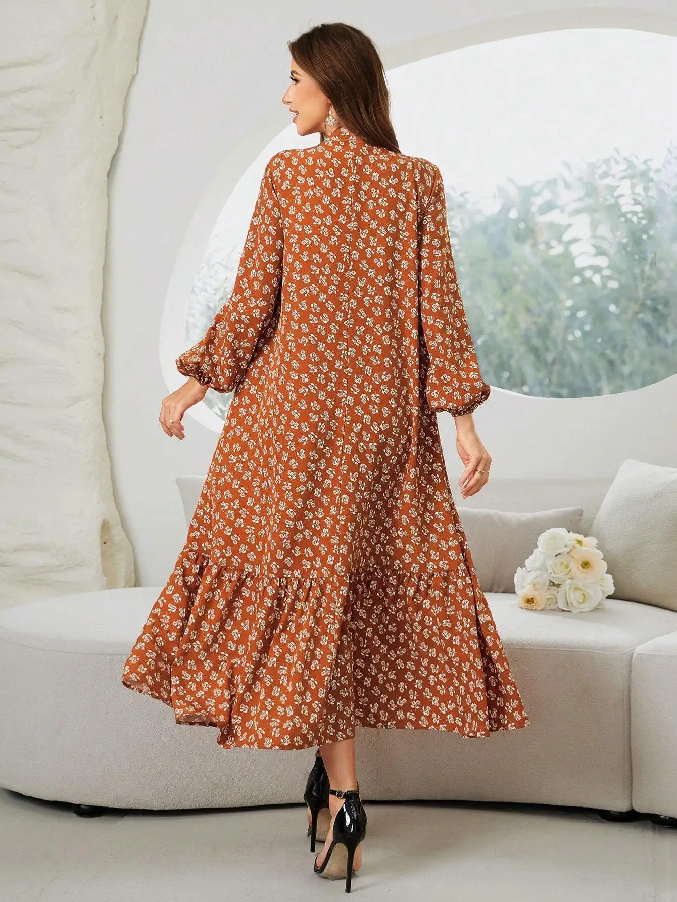 Women Spring Casual Lantern Sleeve Loose Floral Dress With Ruffle Hem
Women Spring Casual Lantern Sleeve Loose Floral Dress With Ruffle Hem