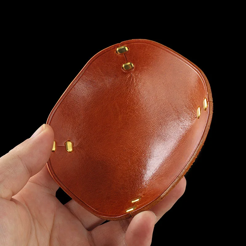 11x11cm Cowhide Leather Smoking Tray Portable Pipe Lighter Storage Box with Rolling Tobacco Holder Home Office Smoke Accessories
11x11cm Cowhide Leather Smoking Tray Portable Pipe Lighter Storage Box with Rolling Tobacco Holder Home Office Smoke Accessories