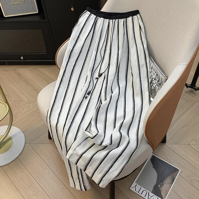 Casual Striped Wide Leg Pants Fashionable Straight Cut Harem Trousers for plus Size Women Summer New Arrival Korean Style
Casual Striped Wide Leg Pants Fashionable Straight Cut Harem Trousers for plus Size Women Summer New Arrival Korean Style