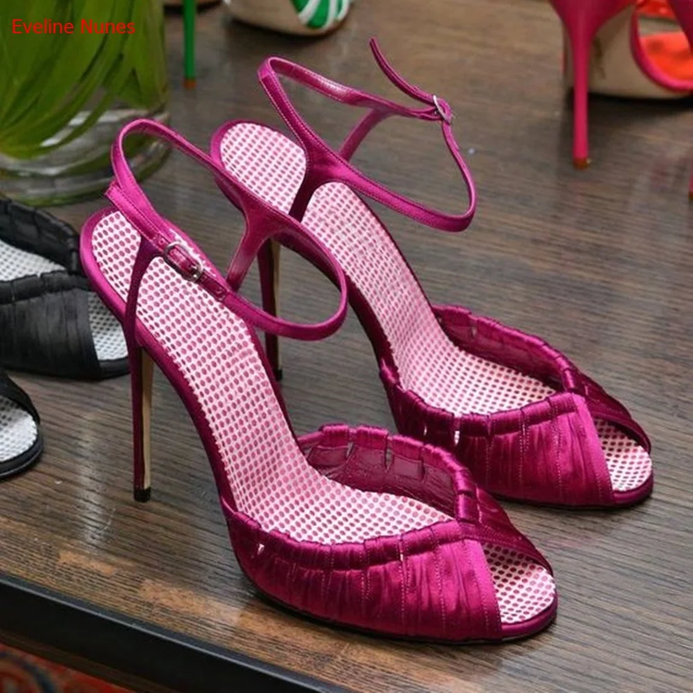 Red Plaid One Word Buckle Sandals Summer New Arrival Solid Color Round Head Fashion Hollow Sexy Wild Fish Mouth High Heels Women
Red Plaid One Word Buckle Sandals Summer New Arrival Solid Color Round Head Fashion Hollow Sexy Wild Fish Mouth High Heels Women