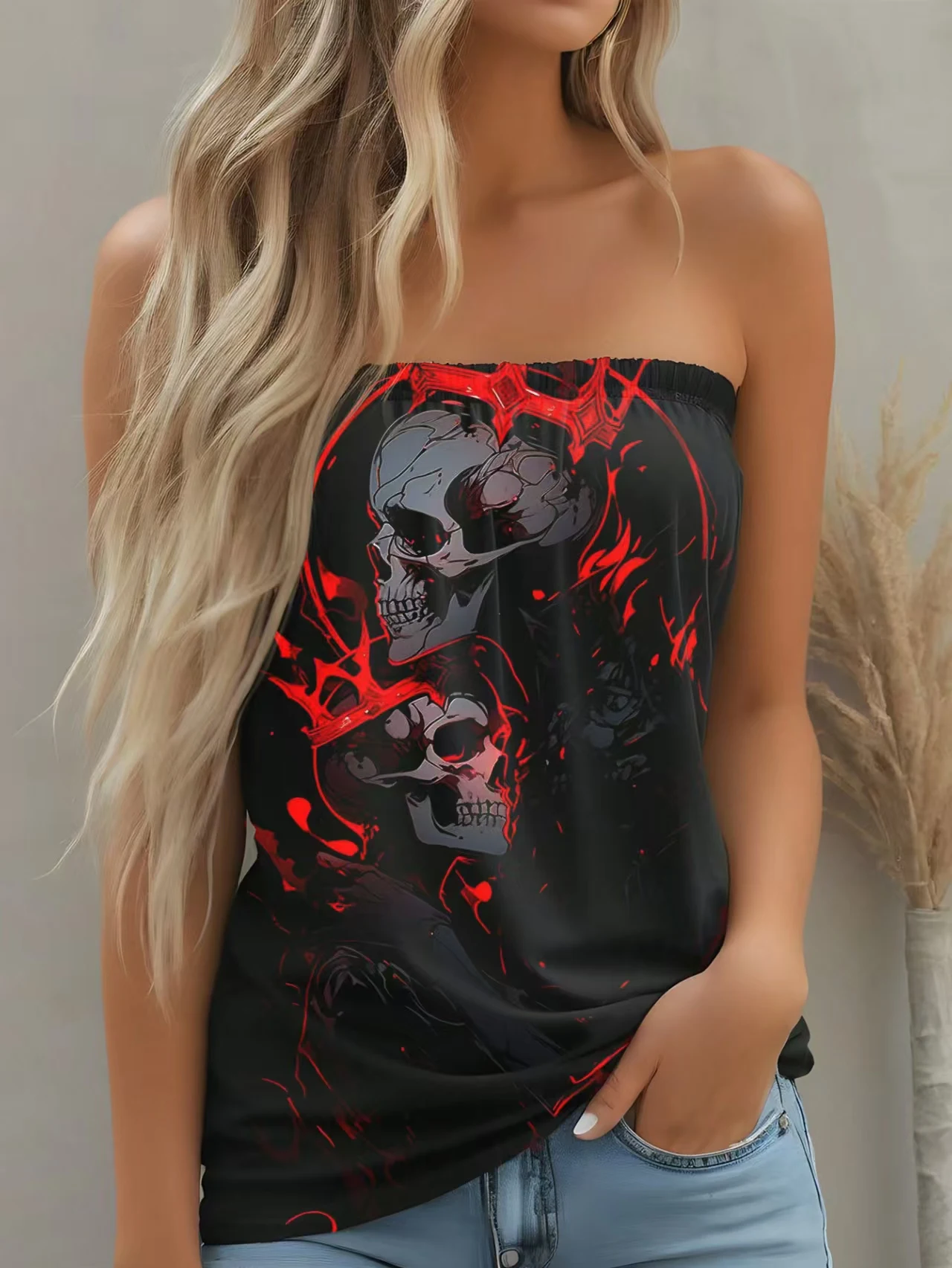Summer new printed sexy chest hugging women's top fashionable and personalized off shoulder strapless vest top
Summer new printed sexy chest hugging women's top fashionable and personalized off shoulder strapless vest top