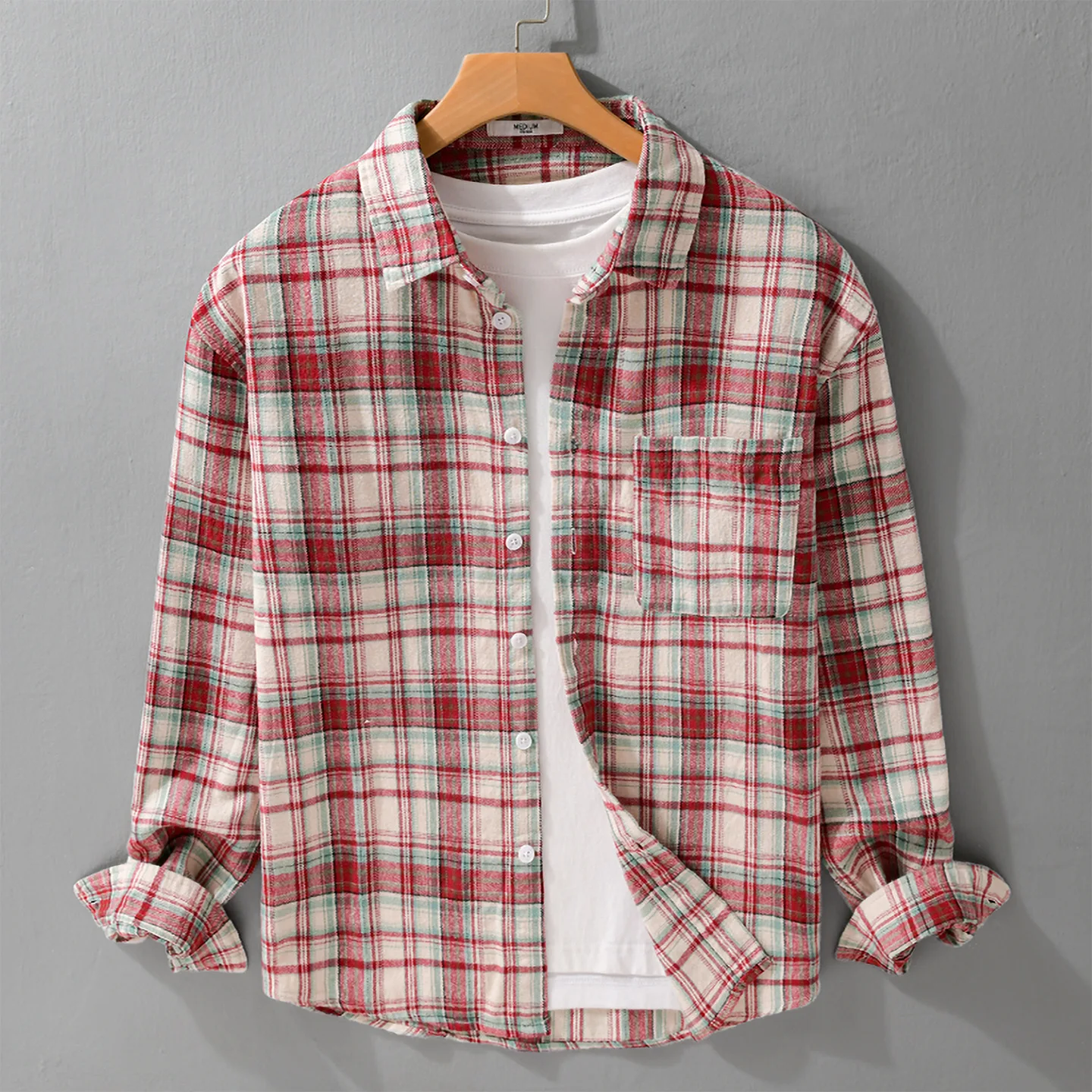 Мужская осенняя рубашка в клетку в американском стиле ретро с длинным рукавом, мужской свободный удобный элитный крутой и стильный пиджак, клетчатое пальто, ткань
Мужская осенняя рубашка в клетку в американском стиле ретро с длинным рукавом, мужской свободный удобный элитный крутой и стильный пиджак, клетчатое пальто, ткань