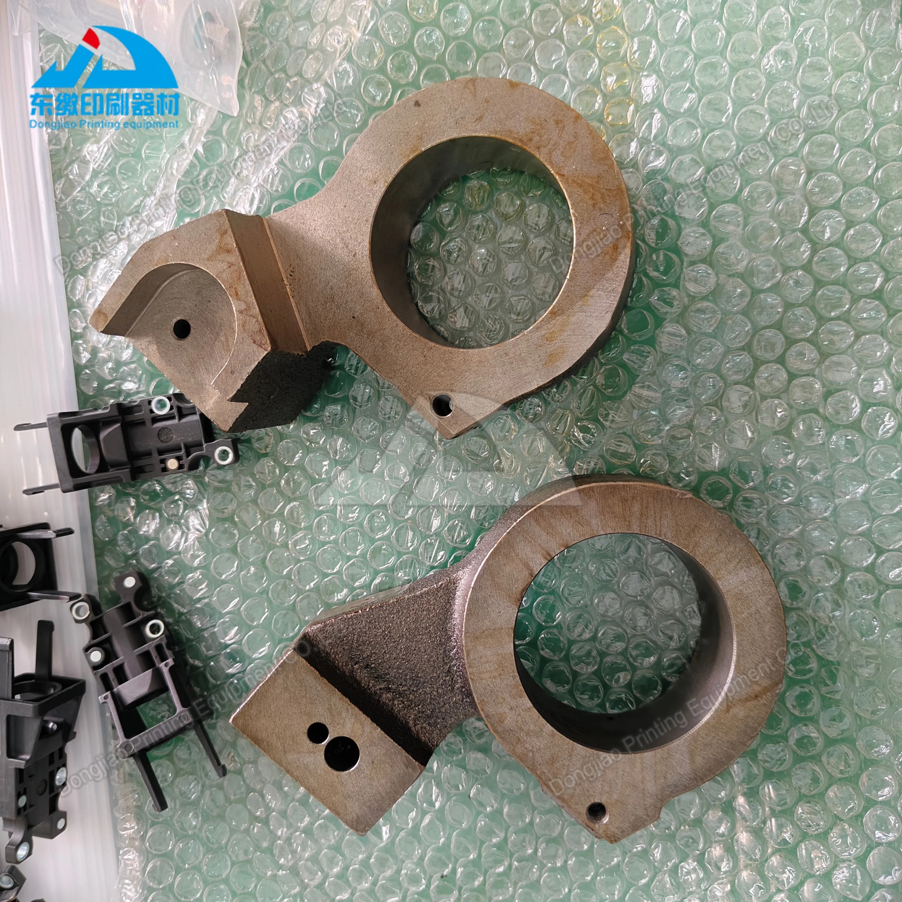 1 Pair Roller Holder for Man Roland 700 Printing Machinery Spare Parts Roller Bracket
1 Pair Roller Holder for Man Roland 700 Printing Machinery Spare Parts Roller Bracket