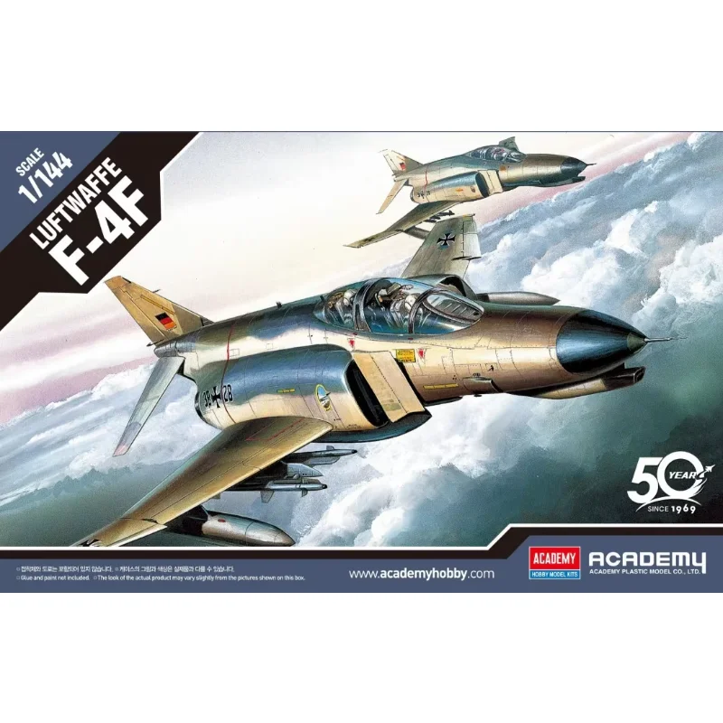 Сборочная модель Академии 1/144 12611 F-4F Phantom II Fighter — комплект модели самолета
Сборочная модель Академии 1/144 12611 F-4F Phantom II Fighter — комплект модели самолета