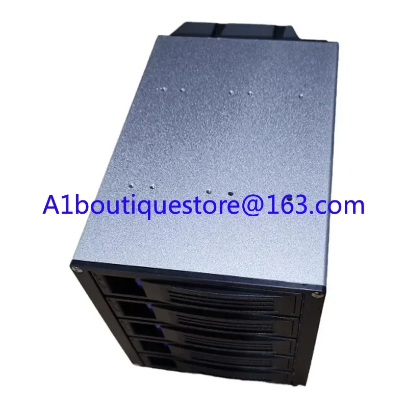 hard drive cage, chassis,3 optical drive expansion, 5-bit 3.5-inch hot swappable module set with backplane, and built-in NAS box
hard drive cage, chassis,3 optical drive expansion, 5-bit 3.5-inch hot swappable module set with backplane, and built-in NAS box