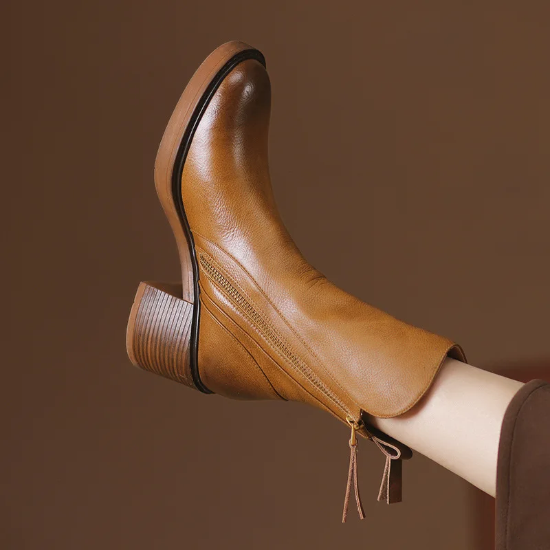 Autumn Winter Ankle Boots for Women Zipper Design Chelsea Boots Fashion Soft Leather Platorm Heels Casual Shoes
Autumn Winter Ankle Boots for Women Zipper Design Chelsea Boots Fashion Soft Leather Platorm Heels Casual Shoes