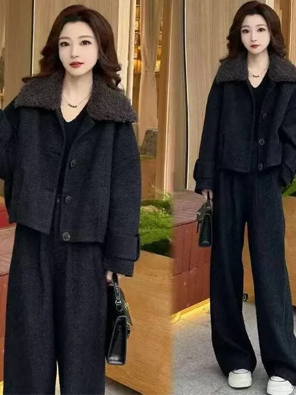 Fashionable Thickened Woolen Suit for Women Winter New Style Cotton Interlined Warm Fur Collar Short Coat Wide Leg Pants Two ...
Fashionable Thickened Woolen Suit for Women Winter New Style Cotton Interlined Warm Fur Collar Short Coat Wide Leg Pants Two ...