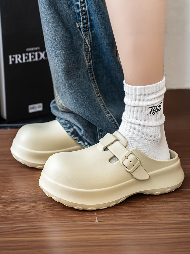Men's Summer Outdoor Wear Holes Slippers Soft Bottom Anti-Slip Wear-Resistant Sports Casual Thick Bottom Head Cover Half Slip...
Men's Summer Outdoor Wear Holes Slippers Soft Bottom Anti-Slip Wear-Resistant Sports Casual Thick Bottom Head Cover Half Slip...
