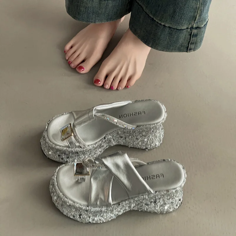 2025 Summer Fairy Style Women's Sandals Fashionable Versatile Rhinestone Sequin Thick Soled Elevator Outdoor Casual Slippers
2025 Summer Fairy Style Women's Sandals Fashionable Versatile Rhinestone Sequin Thick Soled Elevator Outdoor Casual Slippers