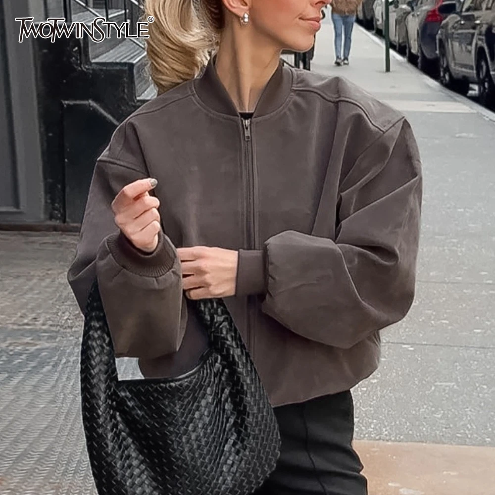 TWOTWINSTYLE Autumn Retro Outerwear for Women Knitted V Neck Long Sleeve Loose American Casual Jacket Female Fashion Clothes New
TWOTWINSTYLE Autumn Retro Outerwear for Women Knitted V Neck Long Sleeve Loose American Casual Jacket Female Fashion Clothes New