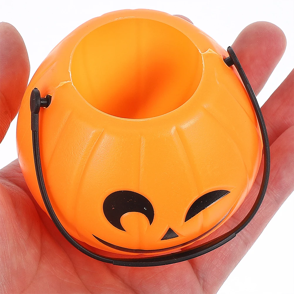 6pcs Mini Trick or Treat Buckets for Halloween Candy Portable Pumpkin Treat Container Small with Handles for Candy Storage
6pcs Mini Trick or Treat Buckets for Halloween Candy Portable Pumpkin Treat Container Small with Handles for Candy Storage