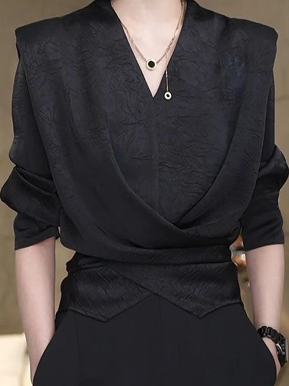 Модная блузка с длинным рукавом и V-образным вырезом, вышитая, для ранней осени, высококачественная, универсальная, базовая, классическая, элегантная.
Модная блузка с длинным рукавом и V-образным вырезом, вышитая, для ранней осени, высококачественная, универсальная, базовая, классическая, элегантная.