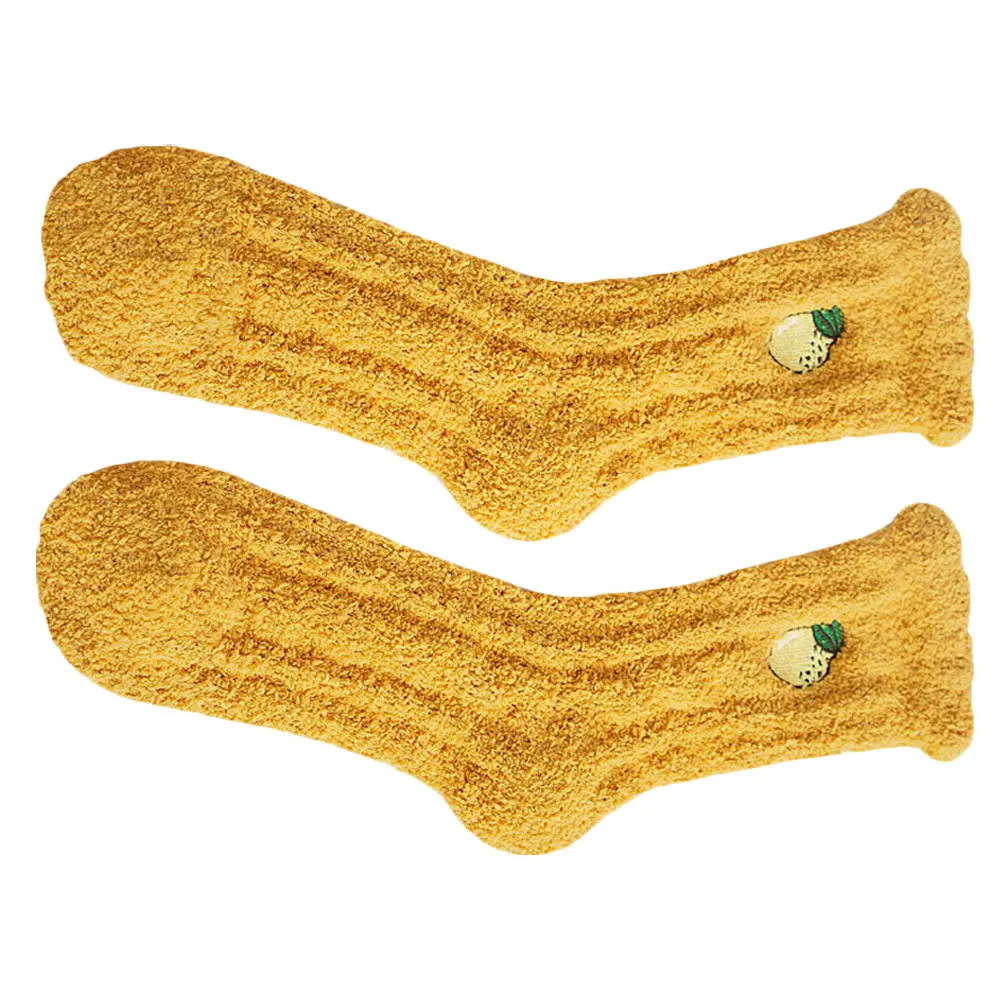 1Pair Fruit Pattern Coral Fleece Socks Thick Warm Sleep Bed Socks Winter Stockings Women Casual Coral Fleece Stockings 
1Pair Fruit Pattern Coral Fleece Socks Thick Warm Sleep Bed Socks Winter Stockings Women Casual Coral Fleece Stockings