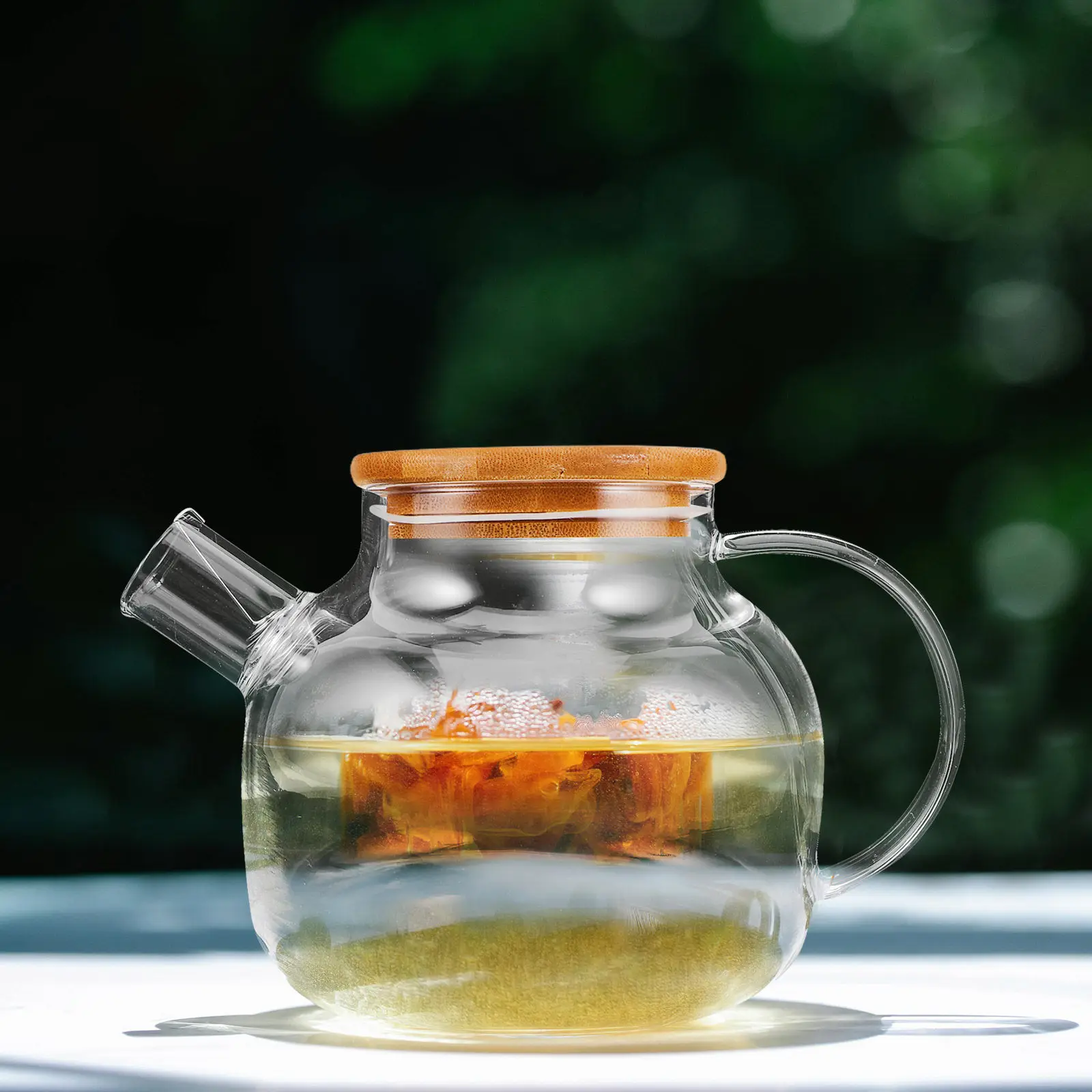 Стеклянный чайник премиум-класса с уникальным коротким носиком, большой емкости, для использования на плите, прозрачный, с бамбуковой ручкой и крышкой, для чая и кофе
Стеклянный чайник премиум-класса с уникальным коротким носиком, большой емкости, для использования на плите, прозрачный, с бамбуковой ручкой и крышкой, для чая и кофе