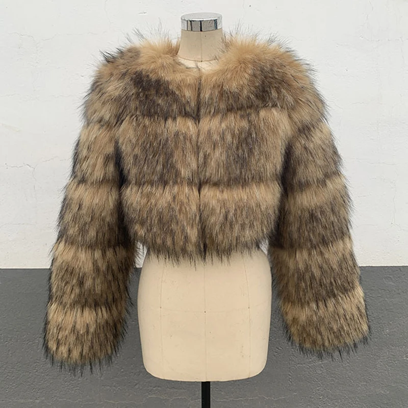 2023 Winter Man's Fashion Faux Raccoon Fur Coat Luxury Short Fluffy Fur Jacket Outerwear Gentlemen Fuzzy Coat Crop Fur Top
2023 Winter Man's Fashion Faux Raccoon Fur Coat Luxury Short Fluffy Fur Jacket Outerwear Gentlemen Fuzzy Coat Crop Fur Top