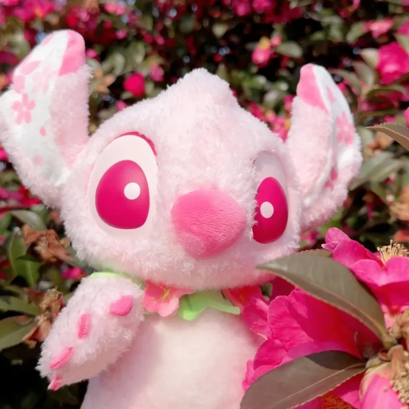 Набор плюшевых игрушек Grand Jester Studios Disney Stitch Pink Sakura Cherry Blossom Limited Edition с коллекционной игрушкой-подарком Скрэмп
Набор плюшевых игрушек Grand Jester Studios Disney Stitch Pink Sakura Cherry Blossom Limited Edition с коллекционной игрушкой-подарком Скрэмп