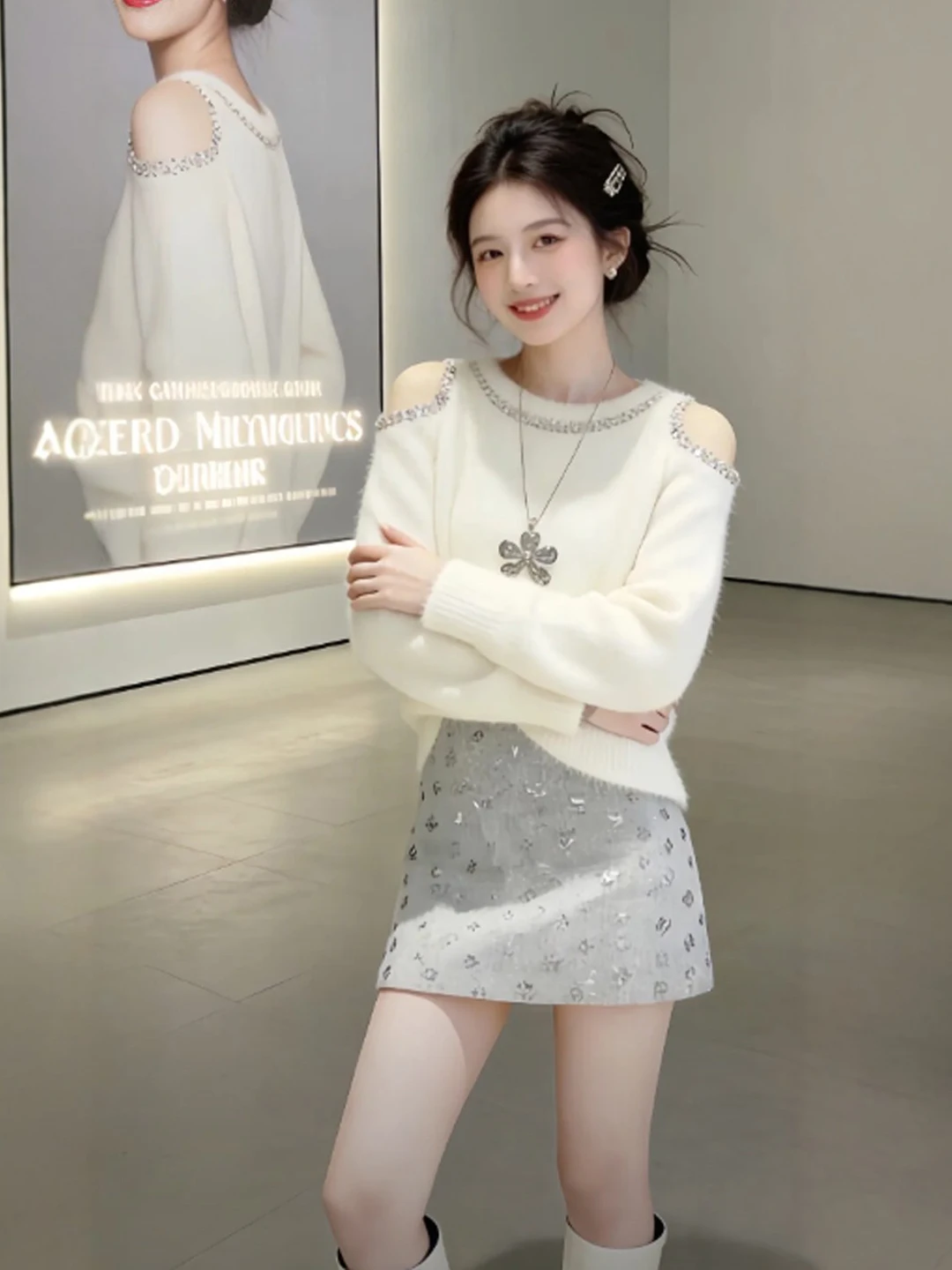 Корейский модный свитер свободного кроя с открытыми плечами для молодых женщин: повседневный топ для прогулок по городу и образа в стиле кампус
Корейский модный свитер свободного кроя с открытыми плечами для молодых женщин: повседневный топ для прогулок по городу и образа в стиле кампус