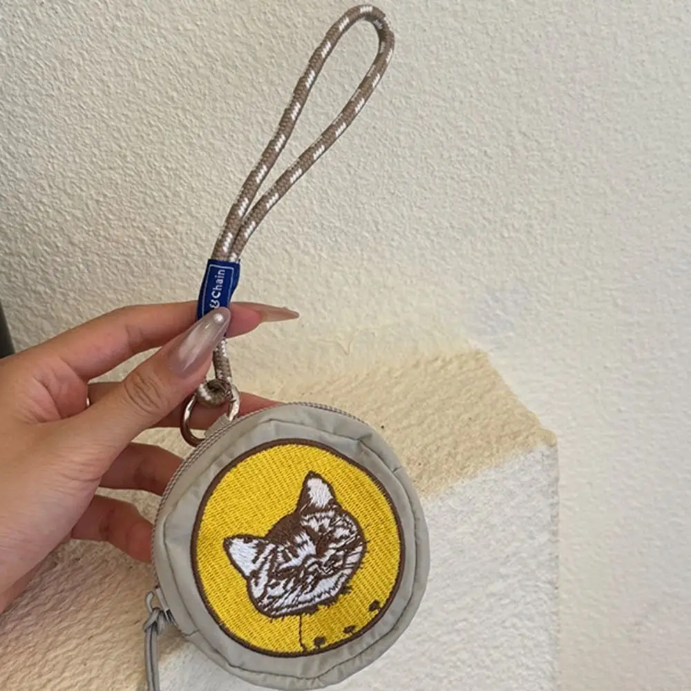 Creative Cute Mini Coin Purse with Rope Doughnut Nylon Key Chain Wallet Portable Zipper Embroidery Earphone Bag Female
Creative Cute Mini Coin Purse with Rope Doughnut Nylon Key Chain Wallet Portable Zipper Embroidery Earphone Bag Female