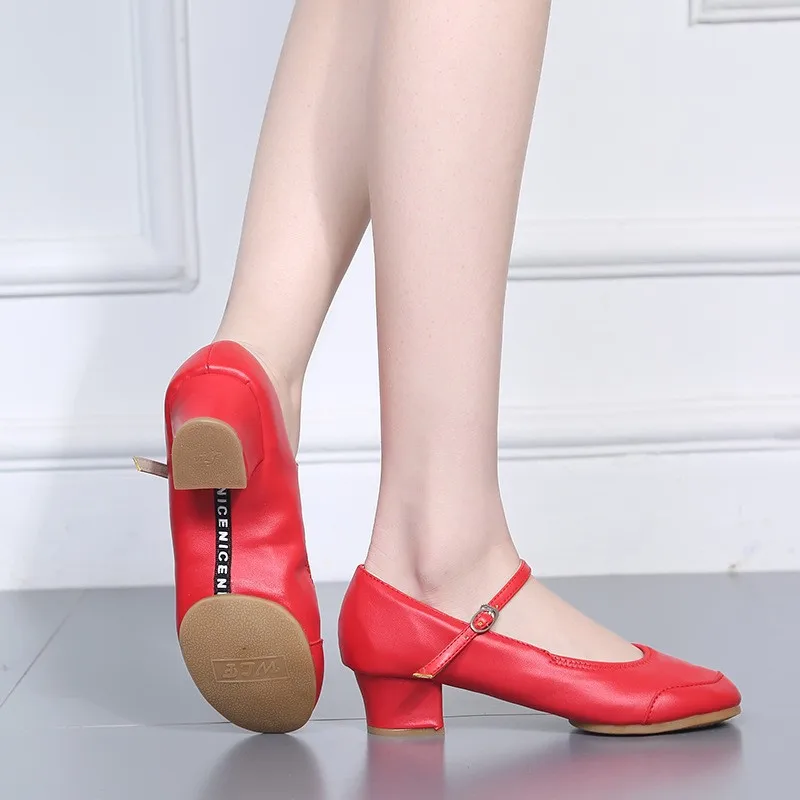 Medium Heels Women's Square Dance Shoes Soft Bottom For Practice Teaching Suitable For All Seasons Social Dance Shoes
Medium Heels Women's Square Dance Shoes Soft Bottom For Practice Teaching Suitable For All Seasons Social Dance Shoes