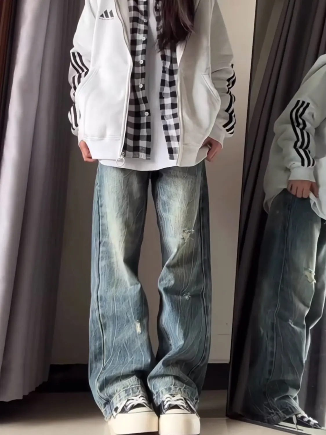 Женские джинсы с высокой талией, американская мода, эластичные свободные джинсы на шнурке, женские джинсовые удобные базовые джинсы
Женские джинсы с высокой талией, американская мода, эластичные свободные джинсы на шнурке, женские джинсовые удобные базовые джинсы