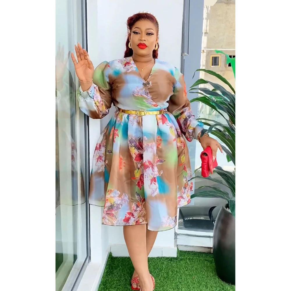 Africa 2024 Spring/Summer New Women's Plus-size V-neck Print Dress with Belt S10008
Africa 2024 Spring/Summer New Women's Plus-size V-neck Print Dress with Belt S10008