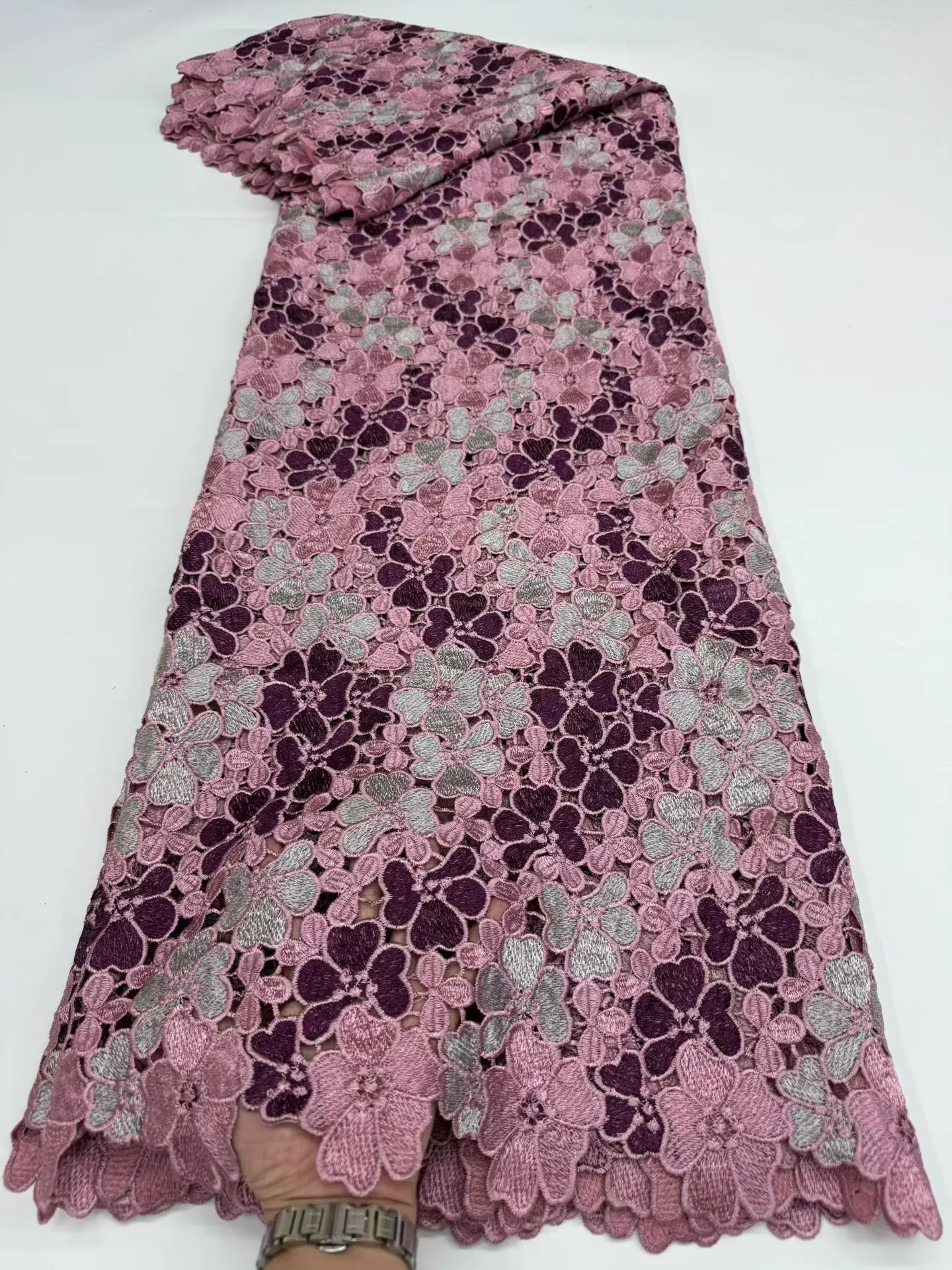 Nigerian Embroidery Lace Fabric,African,Cotton Fabrics By The Meter,High Quality,Latest,Linen,Wedding Dress,Tulle,2025,5Y H131-1
Nigerian Embroidery Lace Fabric,African,Cotton Fabrics By The Meter,High Quality,Latest,Linen,Wedding Dress,Tulle,2025,5Y H131-1