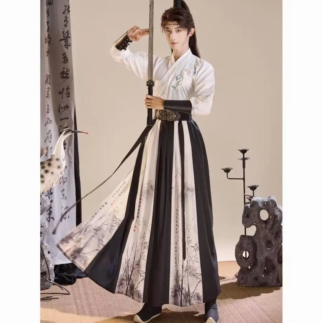 Black Men's Hanfu Traditional Chinese Weijin Period Cross Collar Clothing Male Embroidery Long Robe Halloween Event Cosplay Suit
Black Men's Hanfu Traditional Chinese Weijin Period Cross Collar Clothing Male Embroidery Long Robe Halloween Event Cosplay Suit