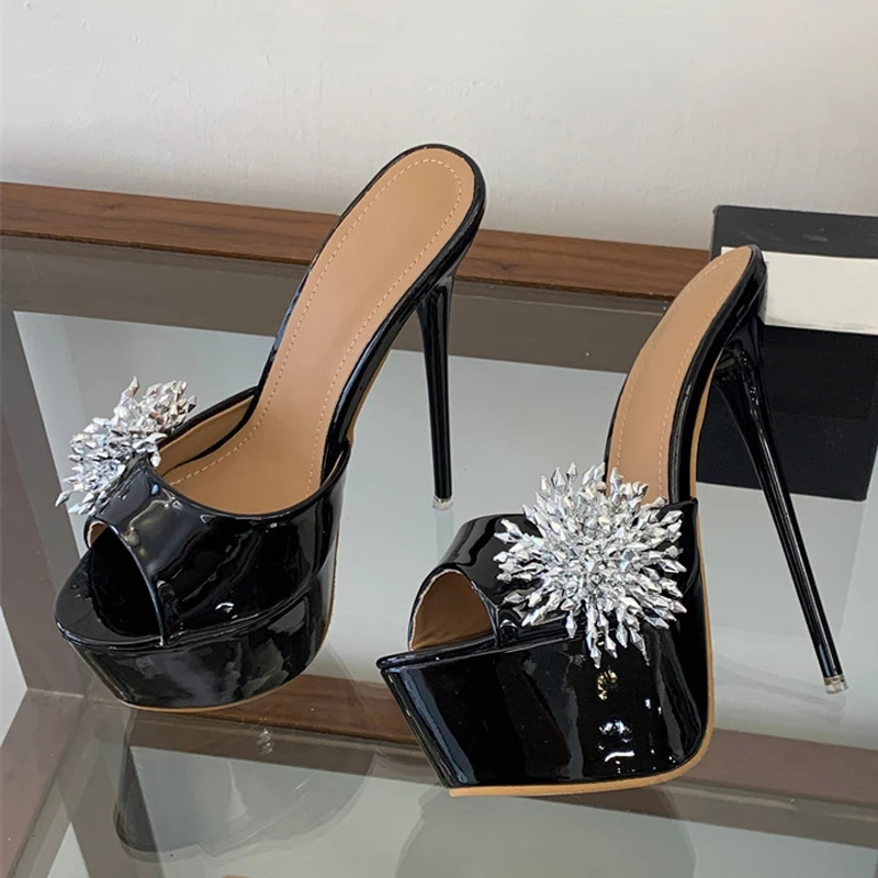 Liyke Summer 16CM Women Super High Heels Slipper Sexy Peep Toe Party Stripper Shoes Black Apricot Patent Leather Platform Sandal
Liyke Summer 16CM Women Super High Heels Slipper Sexy Peep Toe Party Stripper Shoes Black Apricot Patent Leather Platform Sandal