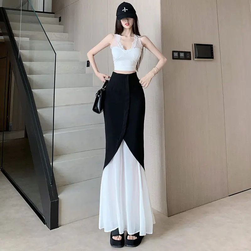 Fishtail Skirt 2025 Spring and Summer Black and White Stitching High Waist Women's Temperament Bag Hip Flower Bud Skirt
Fishtail Skirt 2025 Spring and Summer Black and White Stitching High Waist Women's Temperament Bag Hip Flower Bud Skirt
