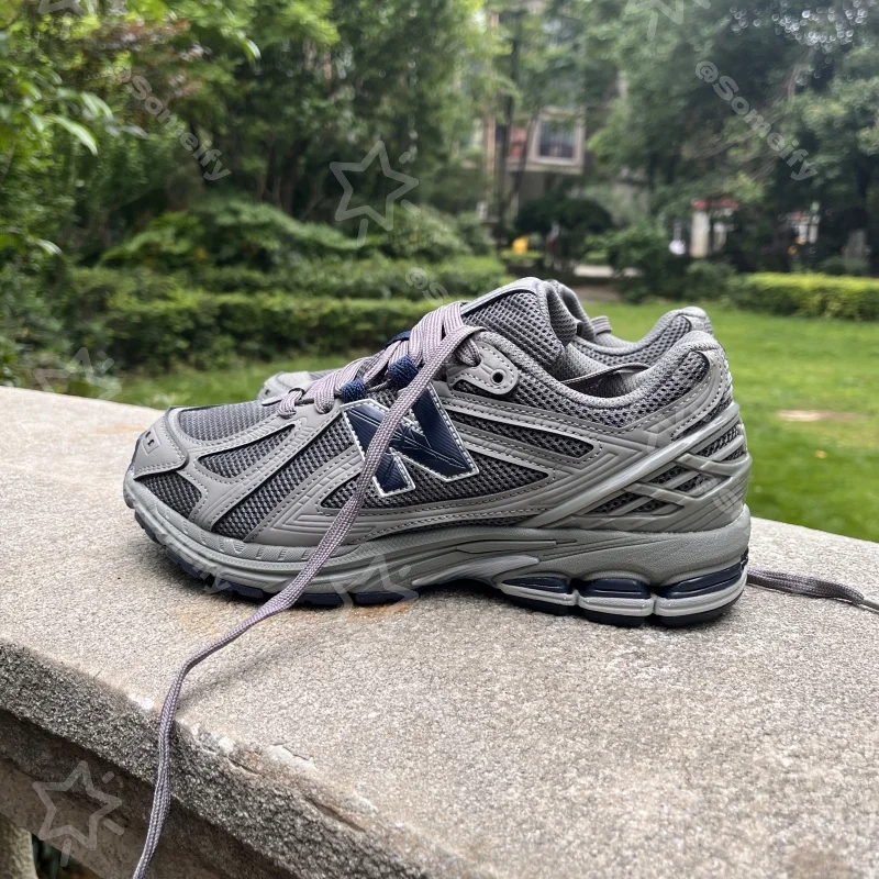 The NB/-1966 running shoes feature a woven mesh surface with Fresh Foam for cushioning, lightness and smooth running
The NB/-1966 running shoes feature a woven mesh surface with Fresh Foam for cushioning, lightness and smooth running