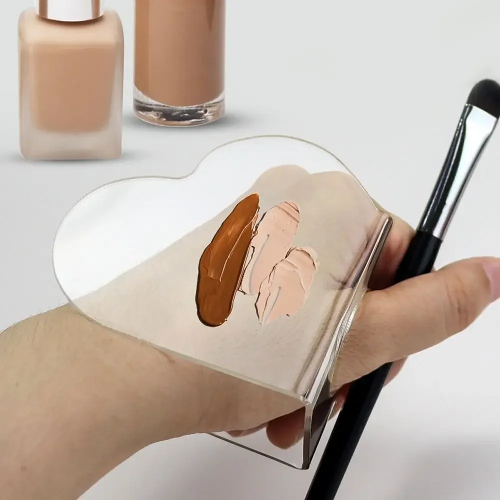 Lightweight Acrylic Transparent Palette Portable Handheld Paint Palette Reusable Heart-shaped Foundation Mixing Palette Women
Lightweight Acrylic Transparent Palette Portable Handheld Paint Palette Reusable Heart-shaped Foundation Mixing Palette Women