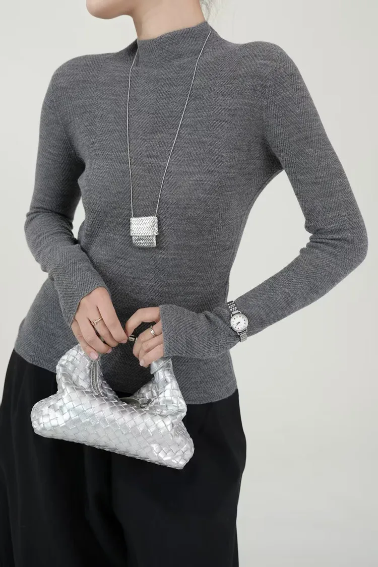 Spring/autumn new 100% worsted wool sweater slim fit solid color knit pullover Mock collar Tops trendy fashion Pull Jumper
Spring/autumn new 100% worsted wool sweater slim fit solid color knit pullover Mock collar Tops trendy fashion Pull Jumper